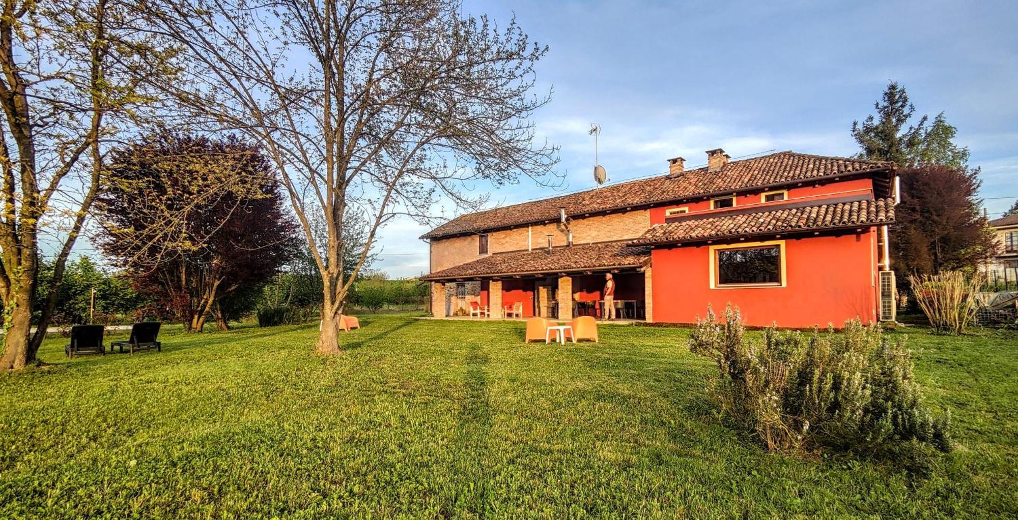 Miravigne House - Casa Di Campagna Con Cucina Castagnole delle Lanze Zewnętrze zdjęcie